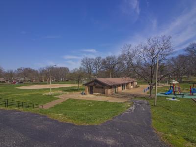 Park Building Clean Up In Lindenwood Park